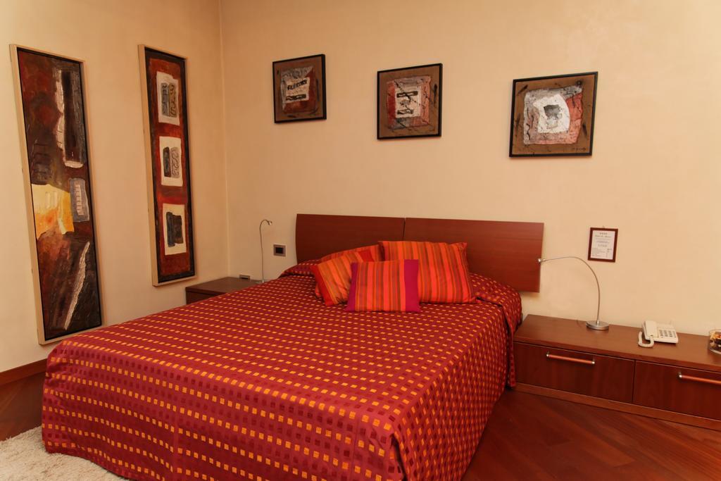 Hotel Le Moran Cusago Exterior foto